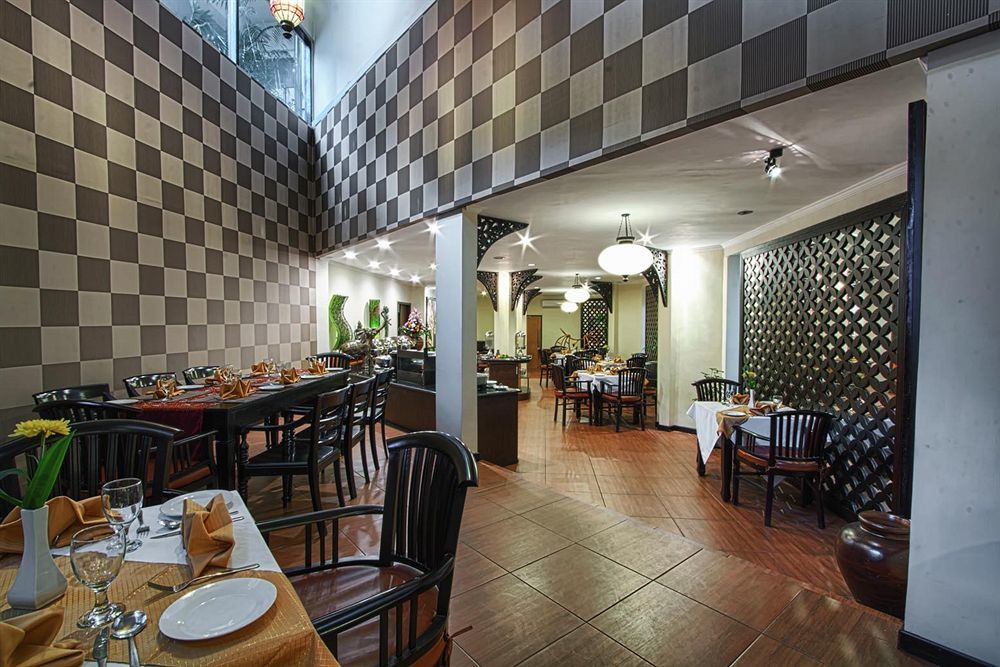 Hotel Montana Malang Exterior foto